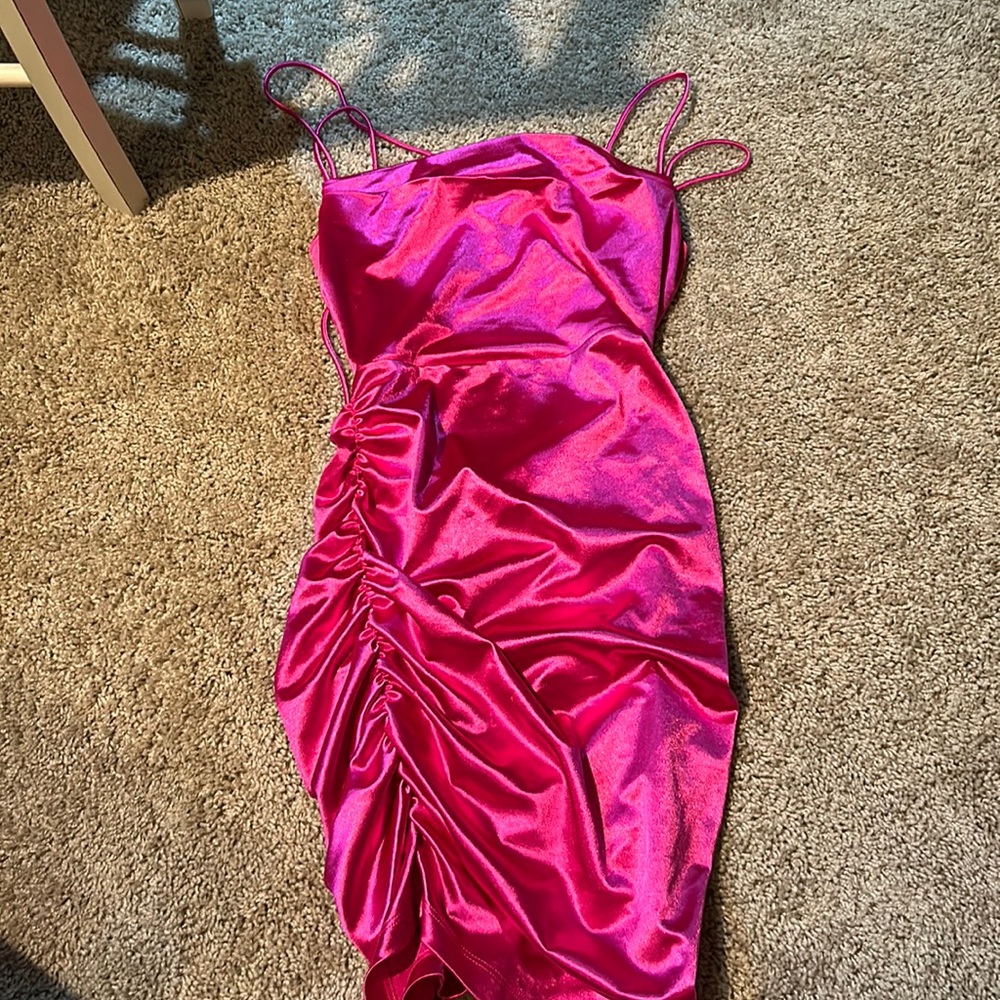 Mini fitted dress with open back